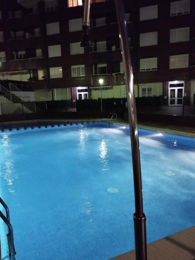 Castro Urdiales Precioso Con Piscina Apartman Kültér fotó